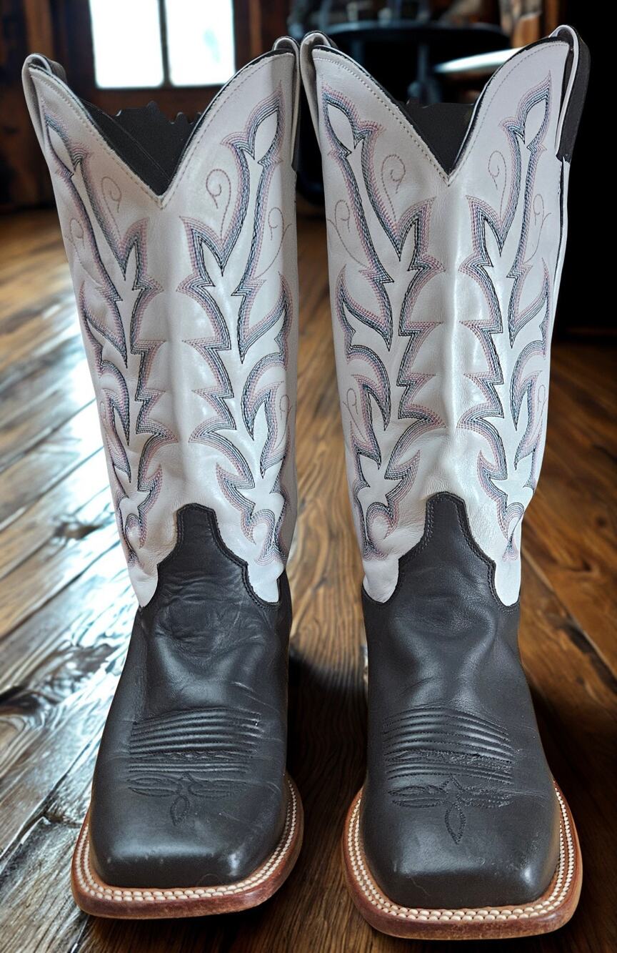 Justin Boots Black, White, Pink Embroidered Shaft size 12 B